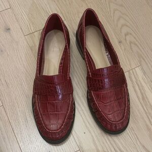 Elegant Red Crocodile-Embossed Loafers